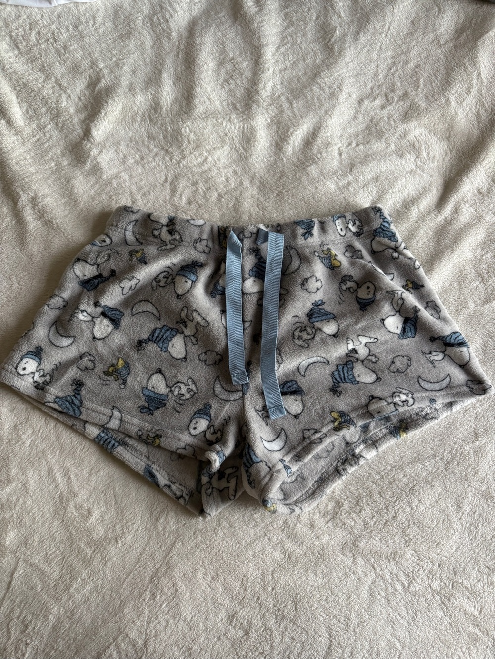 snoopy fluffy shorts